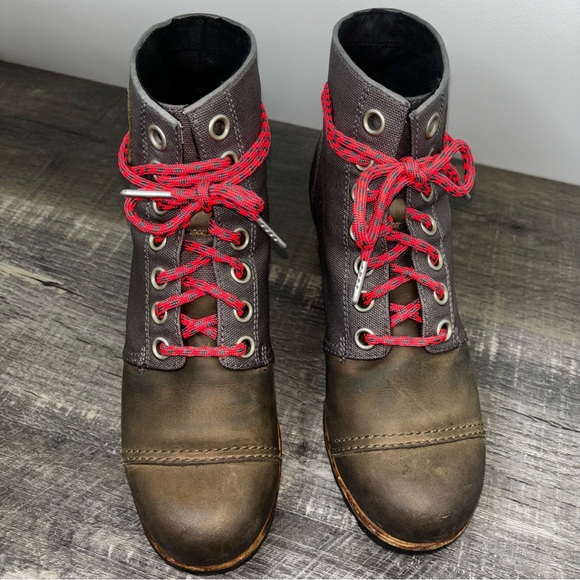 Sorel 1964 Premium PDX Wedge Boot, pre-loved condition - Picture 9 of 16